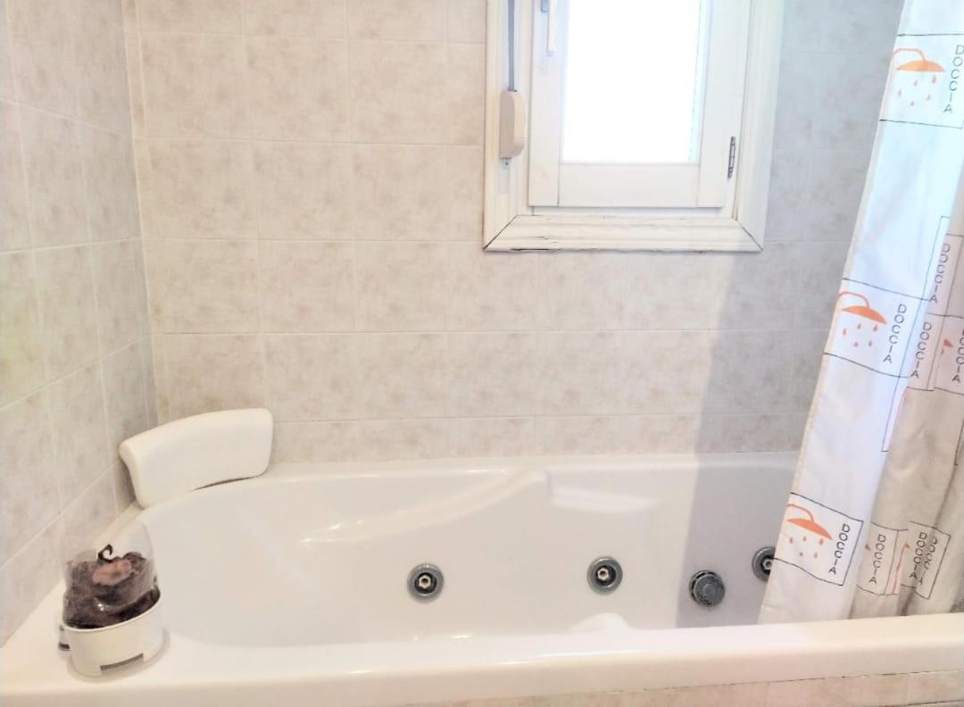 Apartamento Entrerios Barbastro Eksteriør billede